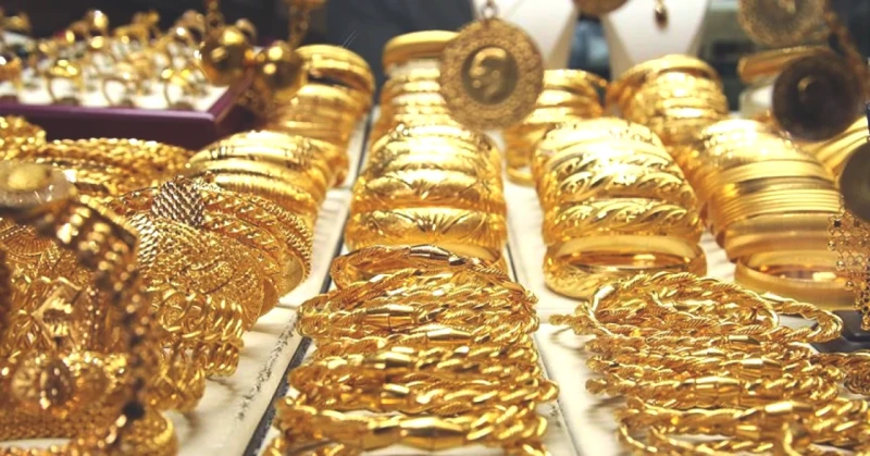 Altın Fiyatları Hafta Sonu Zirveye Çıkıyor! 8 Mart 2026 Güncel Gram, Çeyrek, Yarım ve Tam Altın Değerleri burada!